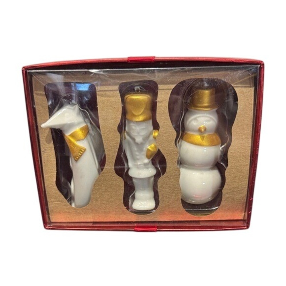 Starbucks Holiday Mini Figurine Set Nutcracker Snowman Penguin Gold‎ Scarf